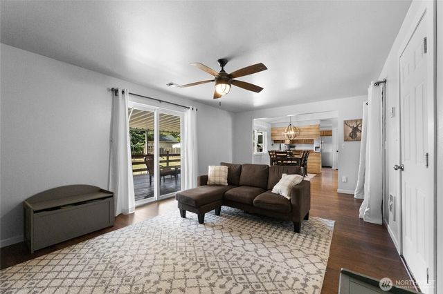 20916 77th Avenue Ct E, Spanaway, WA 98387