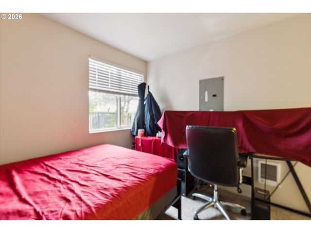 2523 Se 138TH Ave, Portland, OR 97236