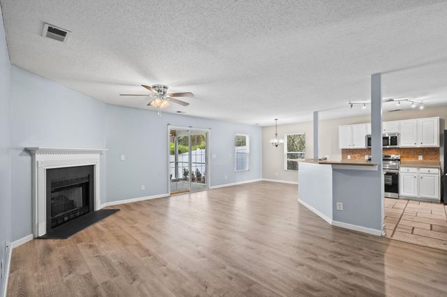 156 Weeping Willow Dr., Myrtle Beach, SC 29579