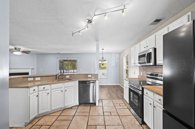 156 Weeping Willow Dr., Myrtle Beach, SC 29579