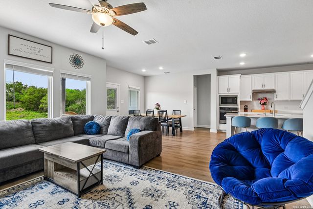 12211 VISTA FLTS, San Antonio, TX 78233