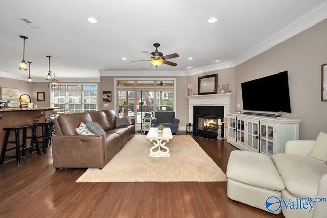 102 Cutwater Court, Harvest, AL 35749