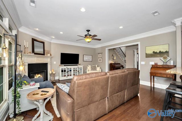 102 Cutwater Court, Harvest, AL 35749