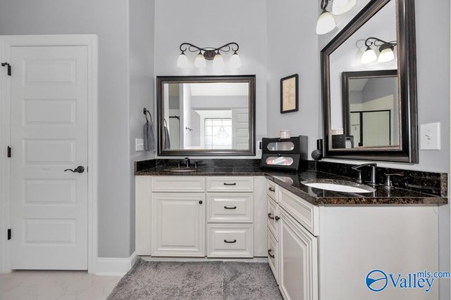 102 Cutwater Court, Harvest, AL 35749