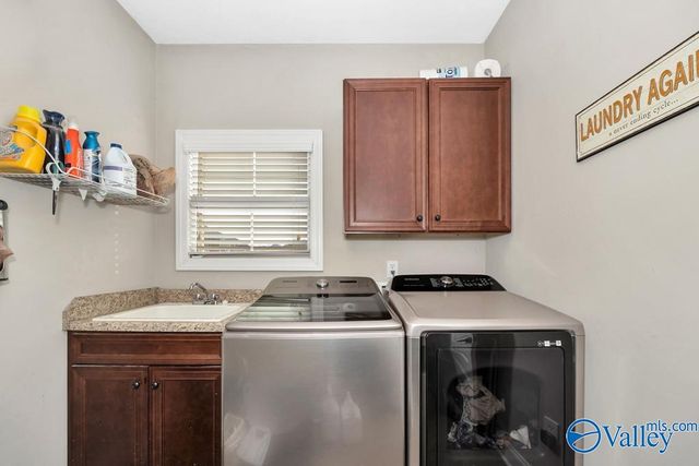 102 Cutwater Court, Harvest, AL 35749