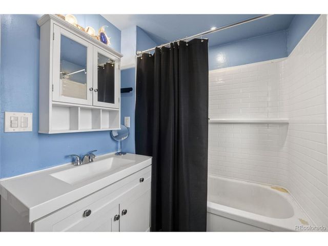 5637 Wyandot St, Denver, CO 80221