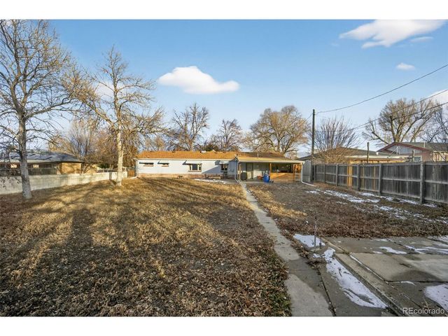 5637 Wyandot St, Denver, CO 80221