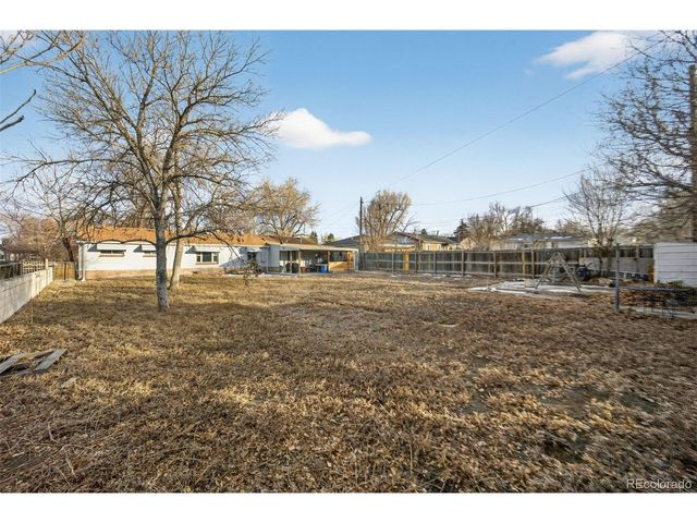 5637 Wyandot St, Denver, CO 80221