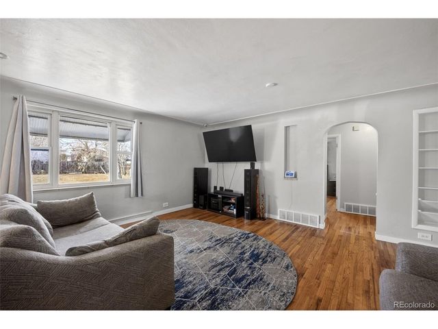 5637 Wyandot St, Denver, CO 80221