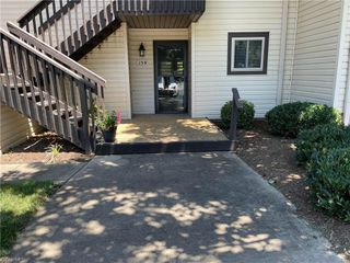 159 Turnwood Lane, Winston-salem, NC 27104