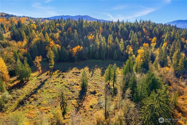 25520 SE Old Black Nugget Road, Issaquah, WA 98029