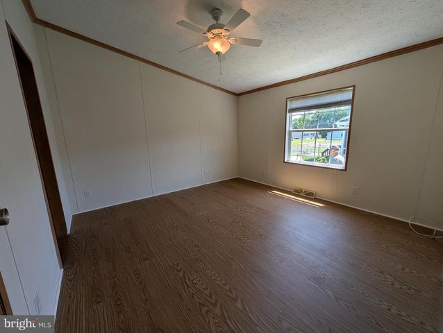 216 GARNER DR, Aberdeen, MD 21001