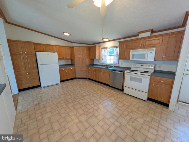216 GARNER DR, Aberdeen, MD 21001