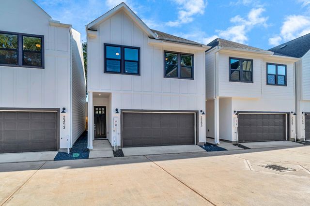 2355 Hoskins Drive, Houston, TX 77080