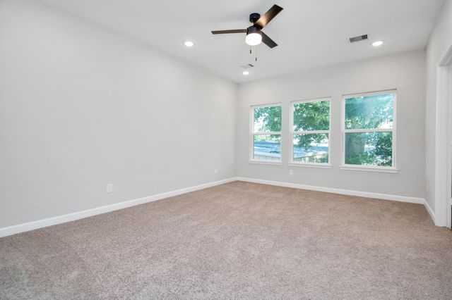 2355 Hoskins Drive, Houston, TX 77080