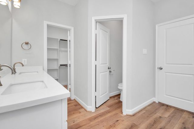 2355 Hoskins Drive, Houston, TX 77080