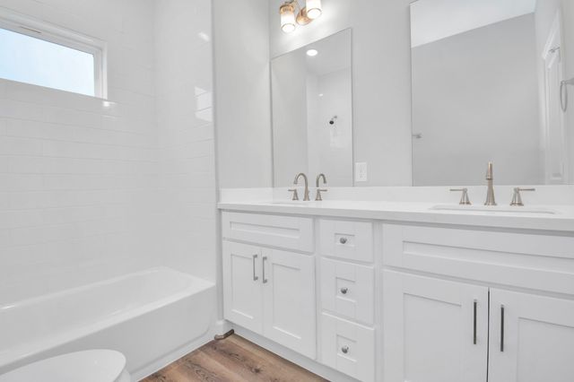 2355 Hoskins Drive, Houston, TX 77080