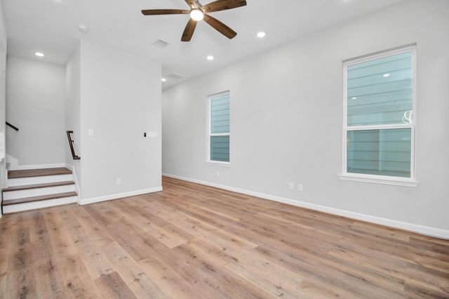 2355 Hoskins Drive, Houston, TX 77080
