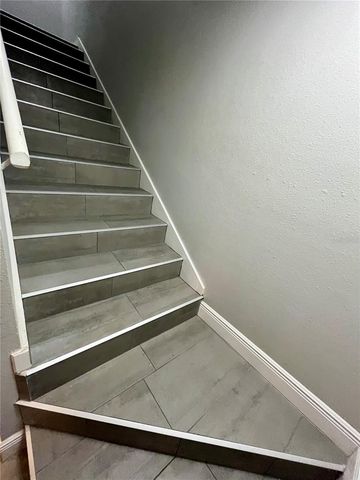 727 N HIMES AVENUE, Tampa, FL 33609