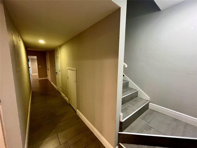 727 N HIMES AVENUE, Tampa, FL 33609