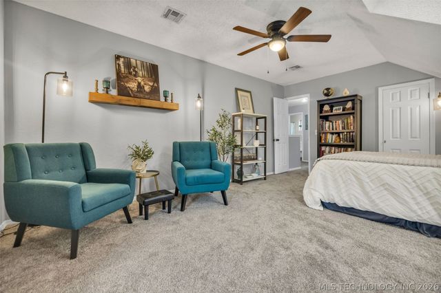 3426 S 76th West Avenue, Tulsa, OK 74107