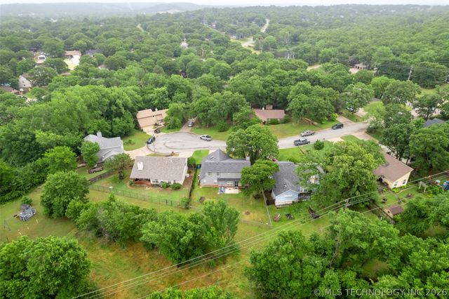 3426 S 76th West Avenue, Tulsa, OK 74107