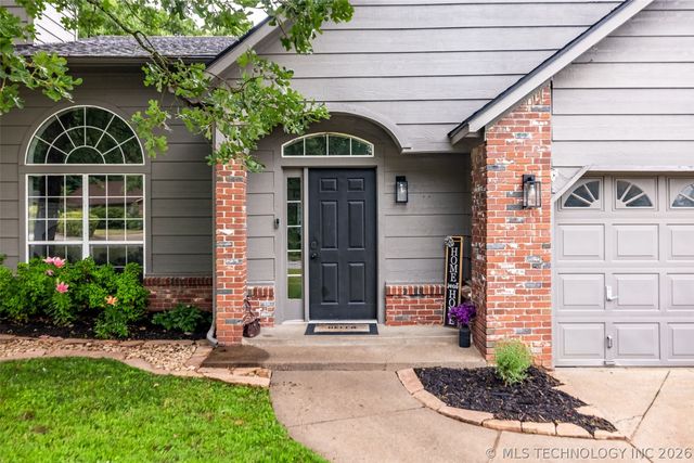 3426 S 76th West Avenue, Tulsa, OK 74107