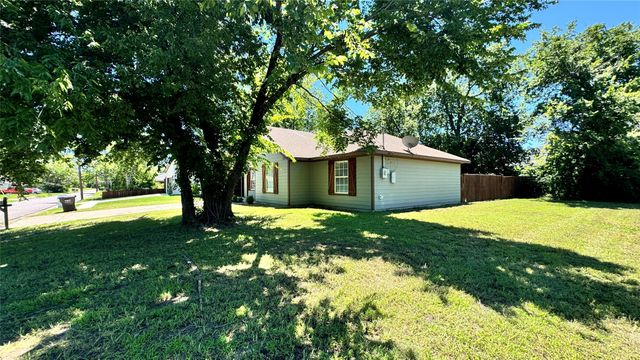 1715 Hemphill Street, Greenville, TX 75401