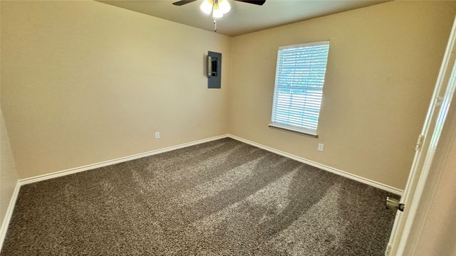 1715 Hemphill Street, Greenville, TX 75401