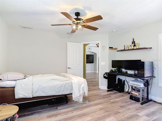 3000 LOCKWOOD BOULEVARD, Deltona, FL 32738
