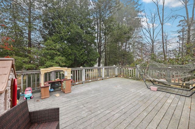36 Rogers Lane, Yorktown Heights, NY 10598