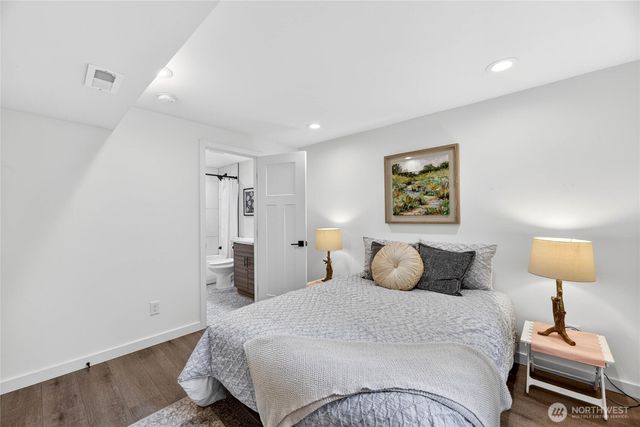 5403 34th Avenue SW, Seattle, WA 98126