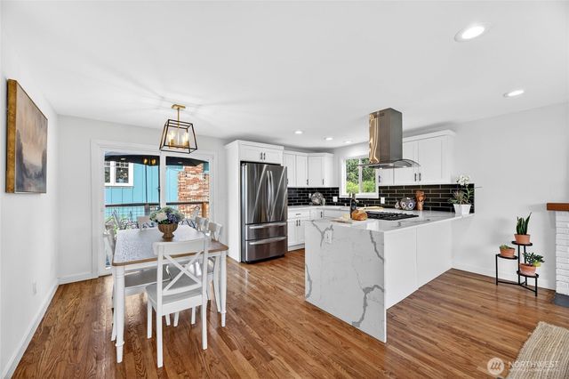 5403 34th Avenue SW, Seattle, WA 98126
