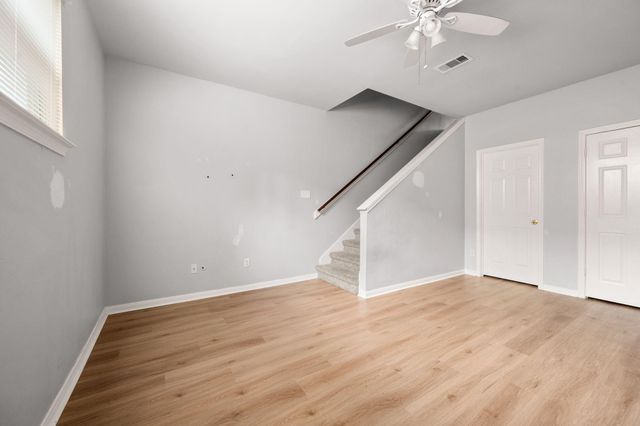 11911 Chetman Drive B, Houston, TX 77065