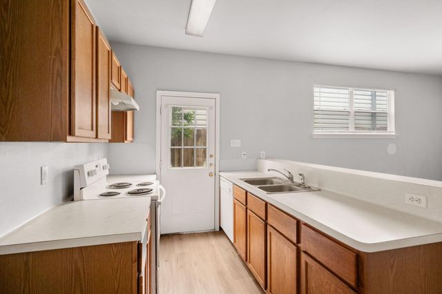 11911 Chetman Drive B, Houston, TX 77065