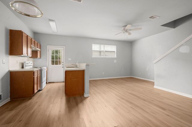 11911 Chetman Drive B, Houston, TX 77065