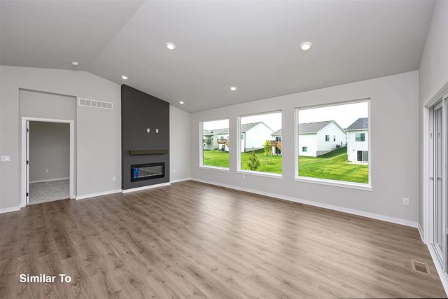 1702 22nd Avenue SE, Altoona, IA 50009