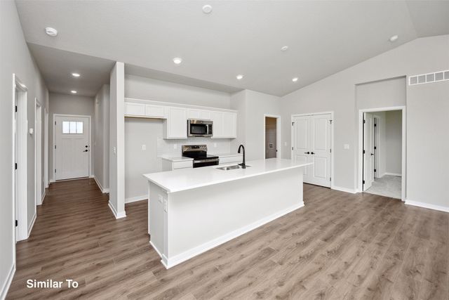 1702 22nd Avenue SE, Altoona, IA 50009