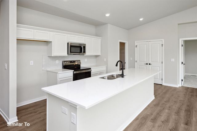 1702 22nd Avenue SE, Altoona, IA 50009