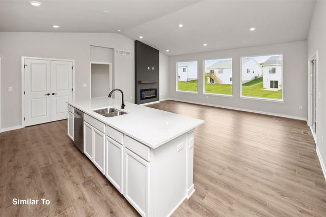 1702 22nd Avenue SE, Altoona, IA 50009