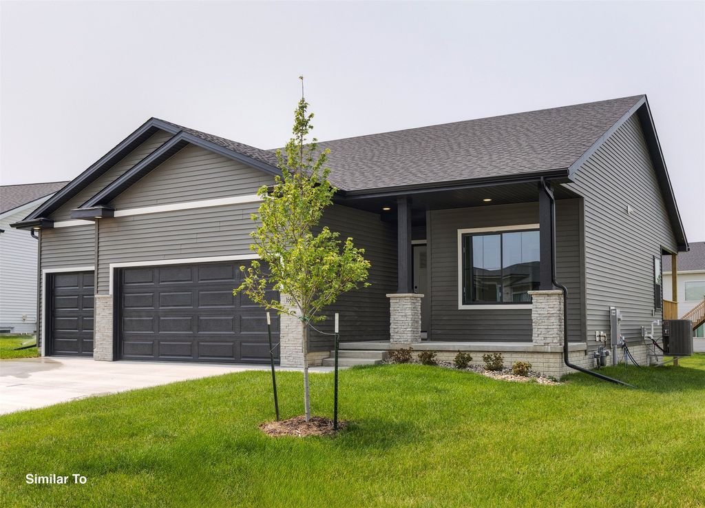 1702 22nd Avenue SE, Altoona, IA 50009