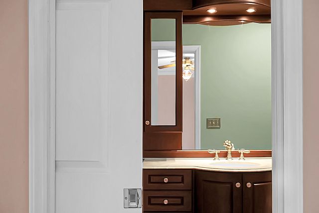 9140 Delancey Circle, North Charleston, SC 29406