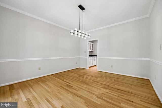 2 SENECA FOREST CT, Germantown, MD 20876