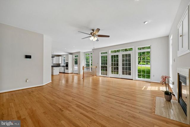 2 SENECA FOREST CT, Germantown, MD 20876