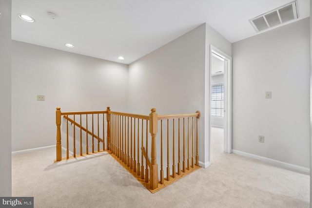 2 SENECA FOREST CT, Germantown, MD 20876