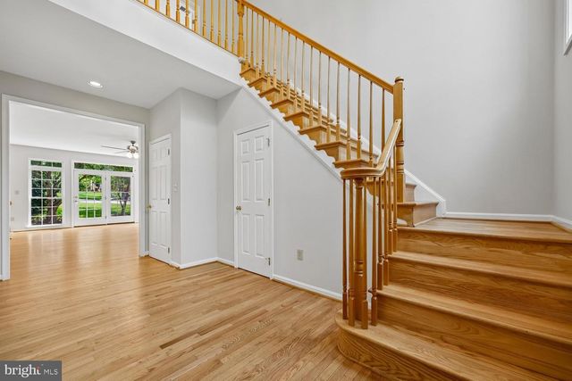 2 SENECA FOREST CT, Germantown, MD 20876