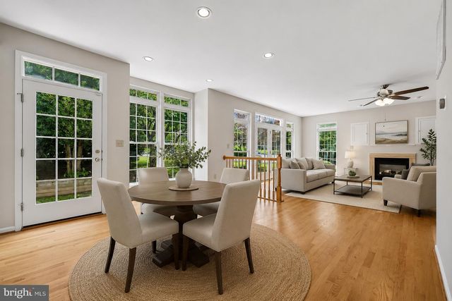 2 SENECA FOREST CT, Germantown, MD 20876