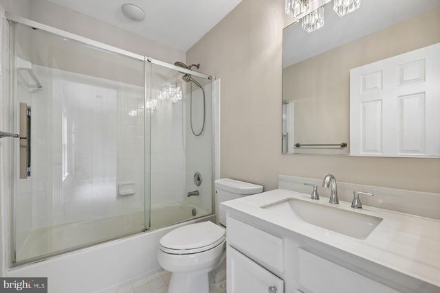 2 SENECA FOREST CT, Germantown, MD 20876