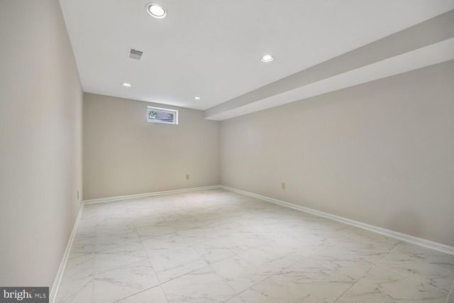 2 SENECA FOREST CT, Germantown, MD 20876