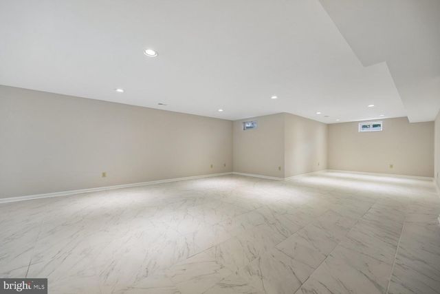 2 SENECA FOREST CT, Germantown, MD 20876